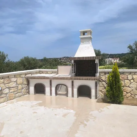 Villa Elegant With Sea View In Crete