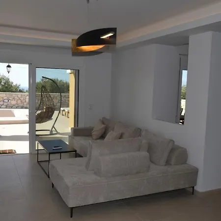 Elegant With Sea View In Crete