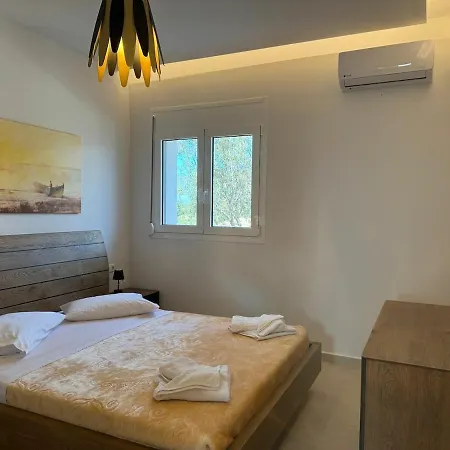 Villa Elegant With Sea View In Crete *