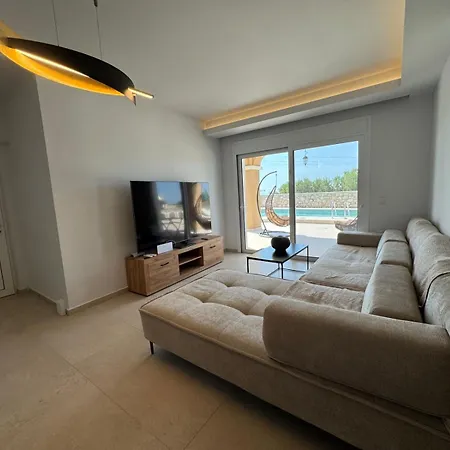 Elegant With Sea View In Crete Villa *